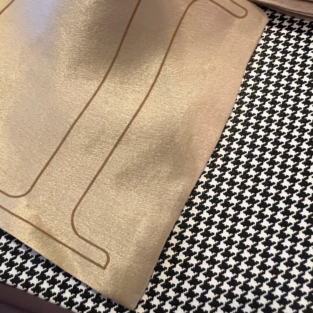 Dior Silk scarf cream color - Picture 4 of 5